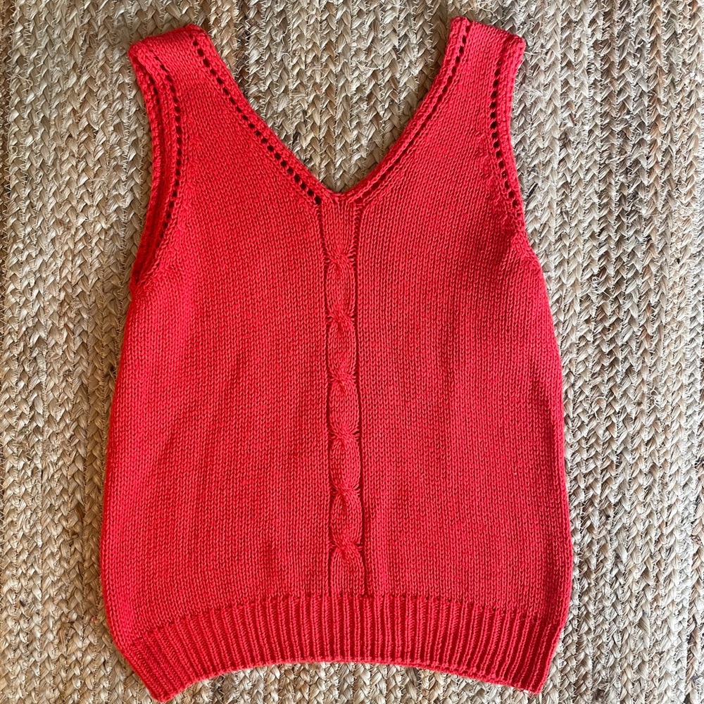 VTG Knit Vest in Red